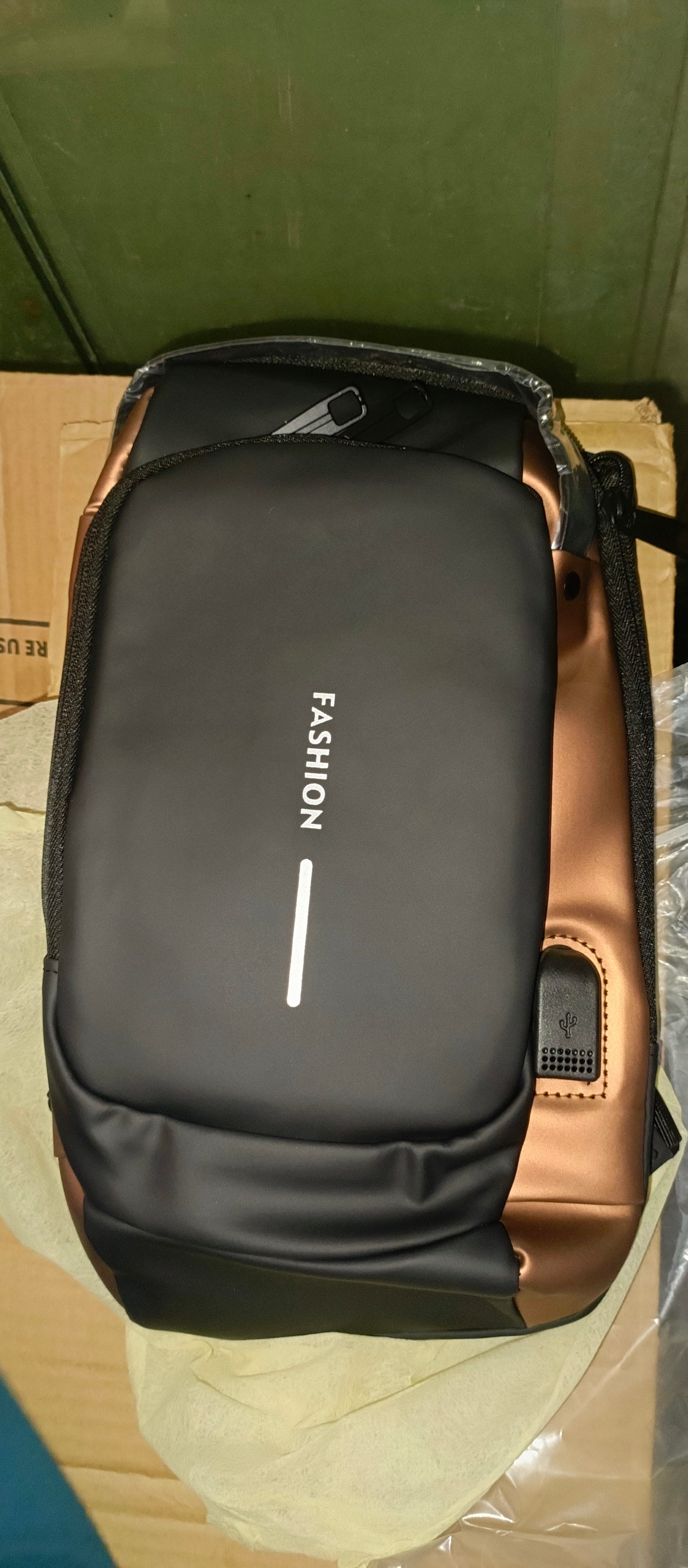 Hight quality bag🛍️ with security lock 🔒  For outdoor